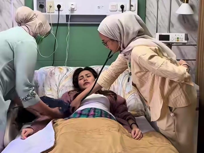 Ayu Ting Ting Dilarikan ke RS: Demam, Batuk dan Tekanan Darah Rendah — Keluarga Sebut Perlu Istirahat